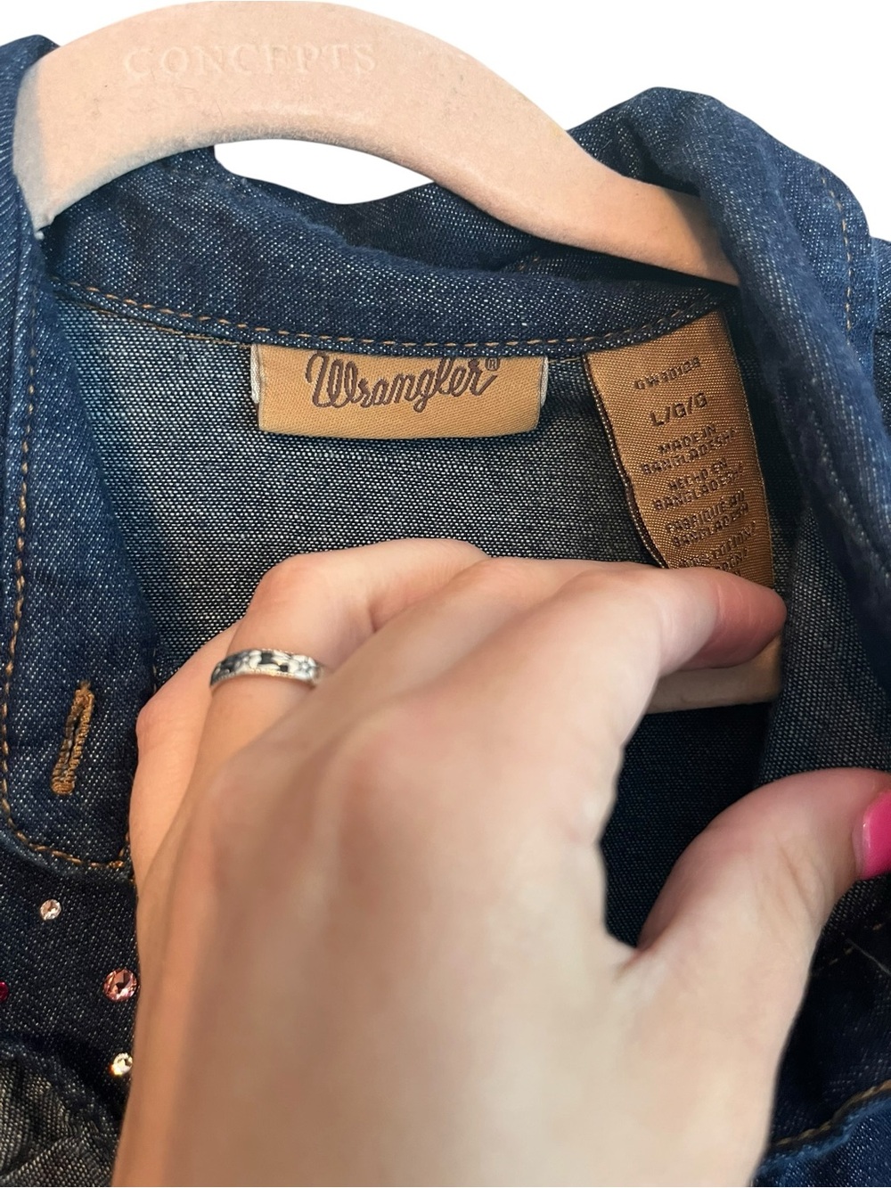 Wrangler Girls Denim Western Shirt Size Large 10 Rhinestone Ruffle Snap Front - Picture 2 of 3